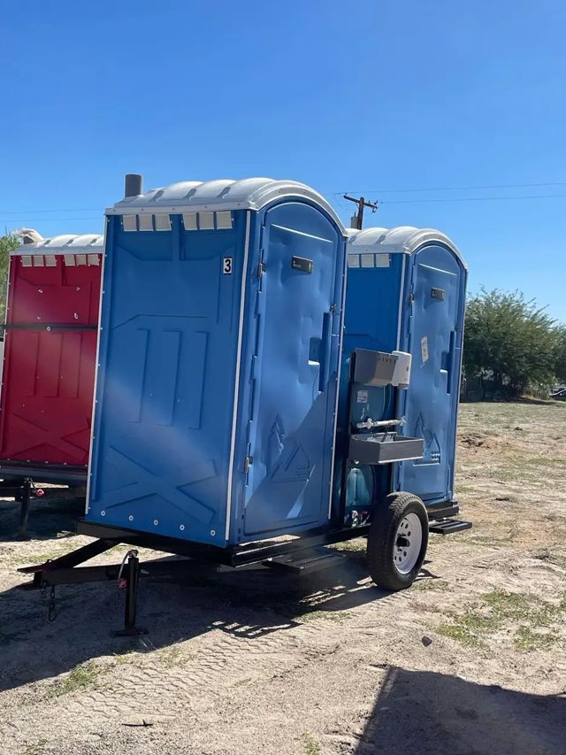 Porta Potty Delivery Checklist: Get Your Spot Ready web story cover